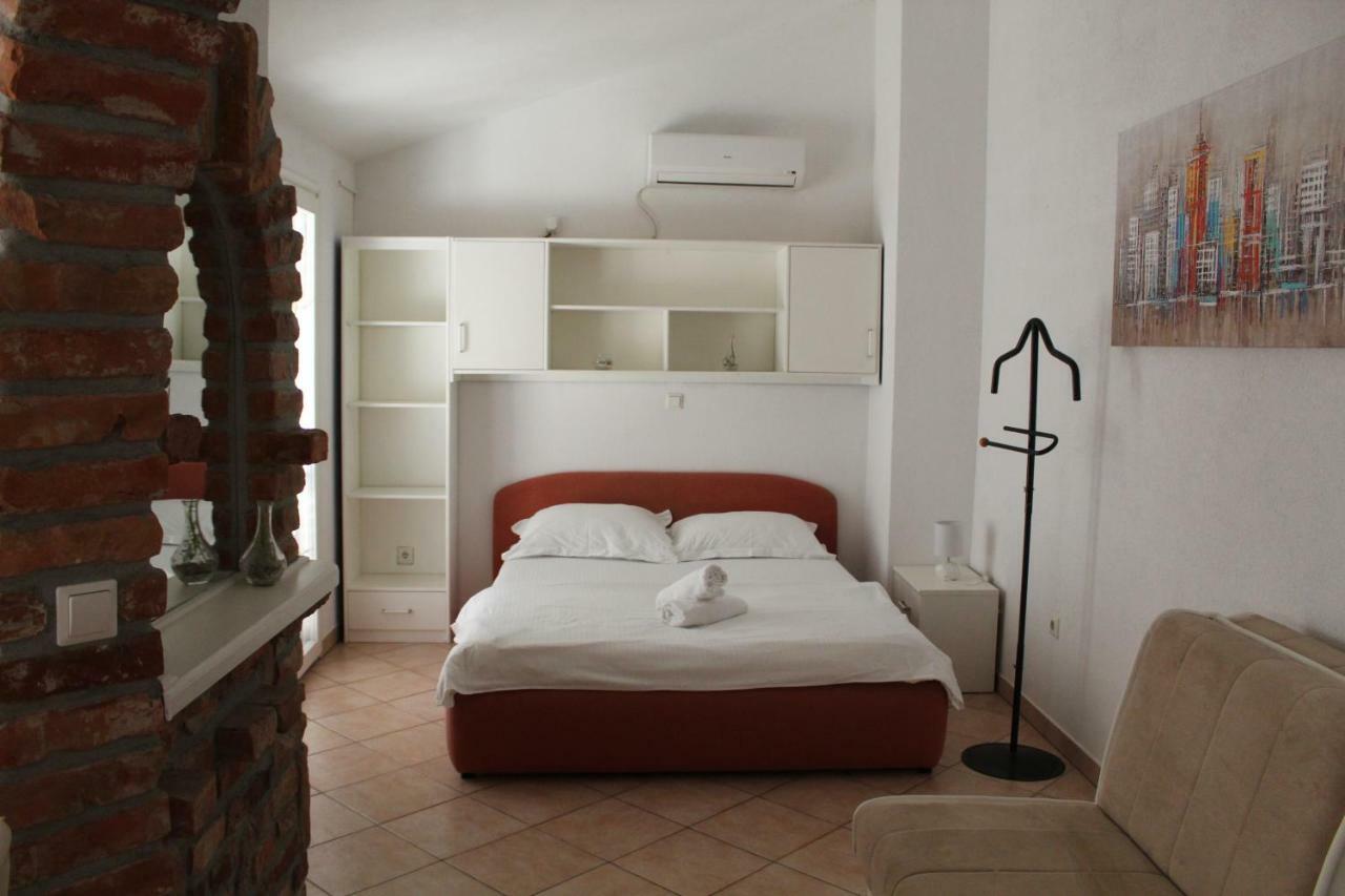 Apartment Pirovic Turanj Zewnętrze zdjęcie