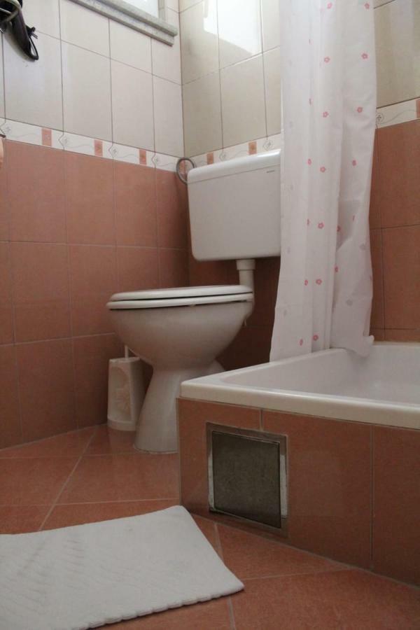 Apartment Pirovic Turanj Zewnętrze zdjęcie